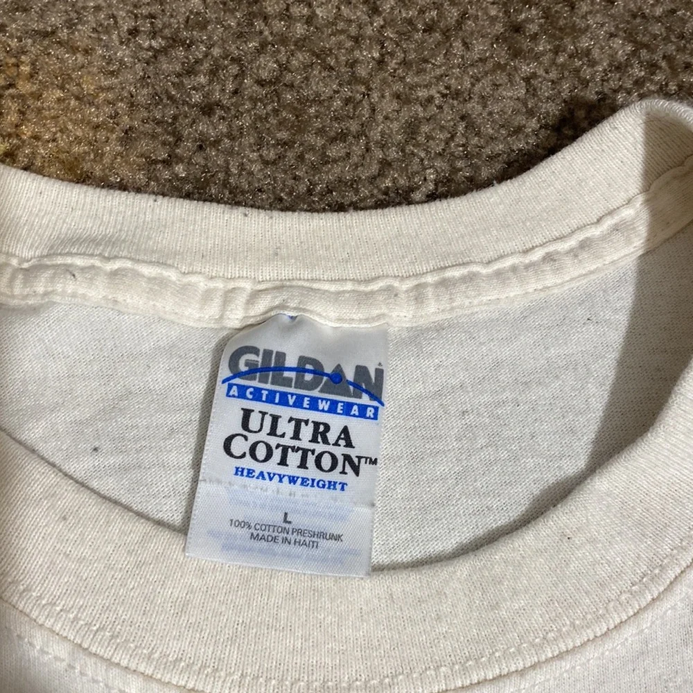 Random Vintage Pocket Tee - Picture 10 of 10